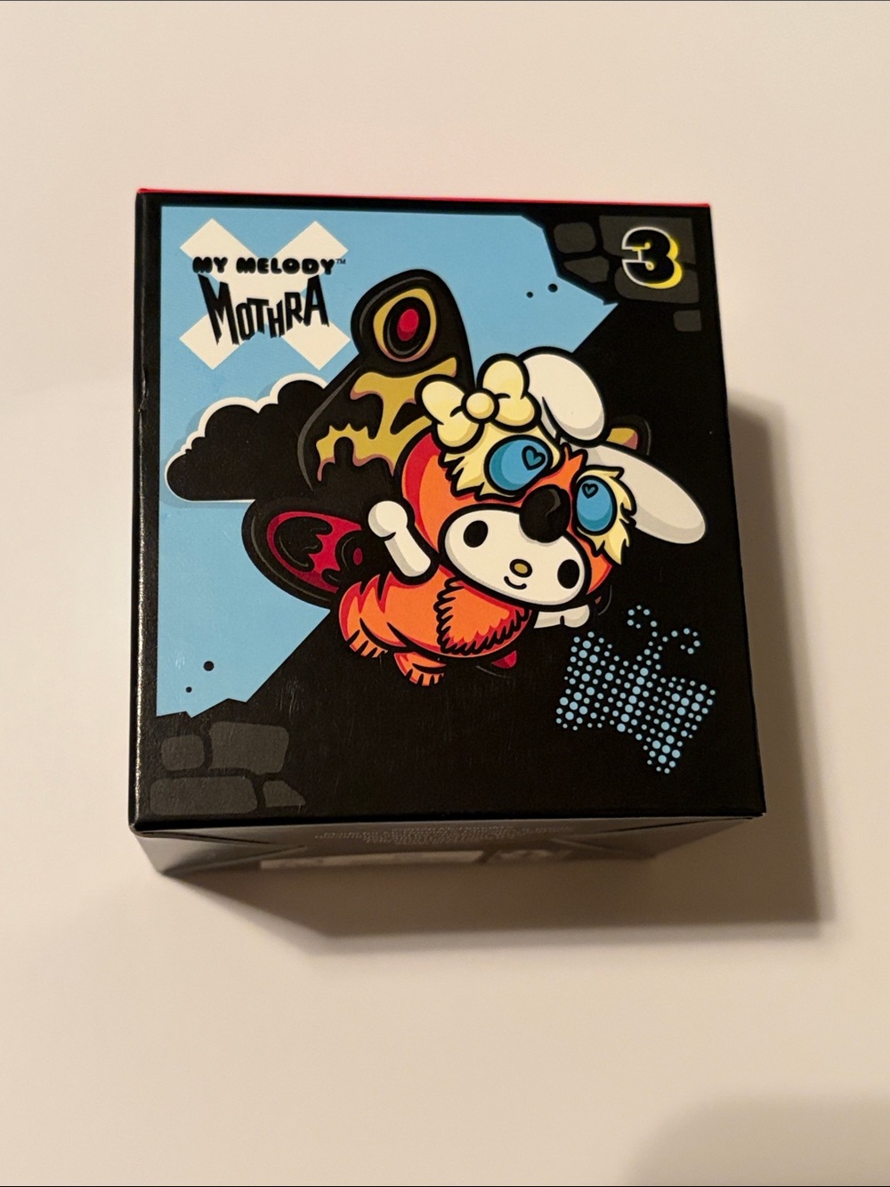 McDonald’s Happy Meal Toy - Hello Kitty x Godzilla - #3 - My Melody Mothra - Picture 2 of 5